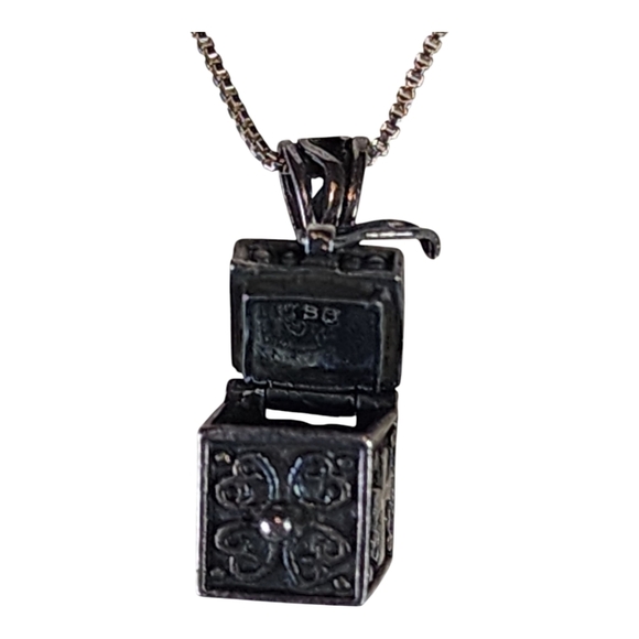 Vintage 925 Sterling Silver Prayer Box Locket Necklace Italy TBE Gothic Artisan - Picture 8 of 12